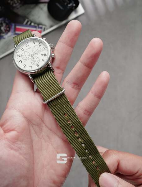 GS-000205 ( TIMEX WEEKENDER TW2P71400 )