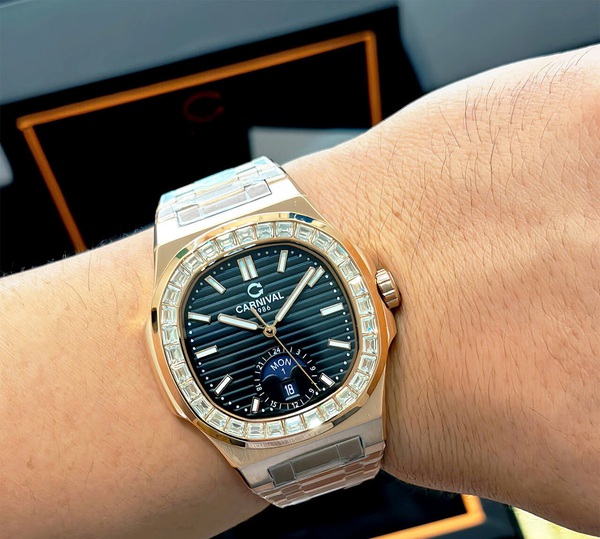 Đồng Hồ Nam Carnival Nautilus Automatic 8110G-VH-D ( G8110.302.414 )