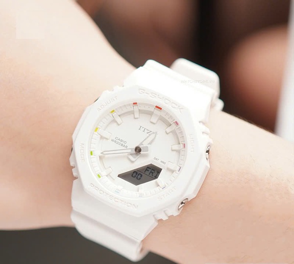 CASIO G-SHOCK GMA-P2100IT-7ADR