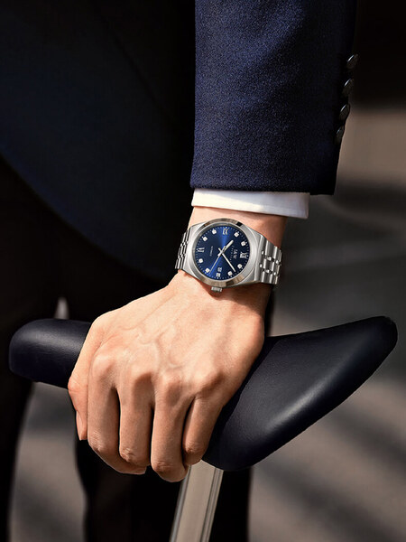 Đồng Hồ Nam I&W Carnival IW758G-3