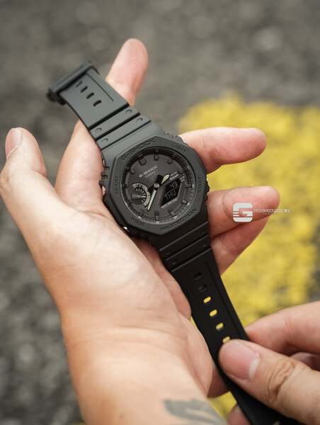 G-SHOCK GA-B2100-1A1