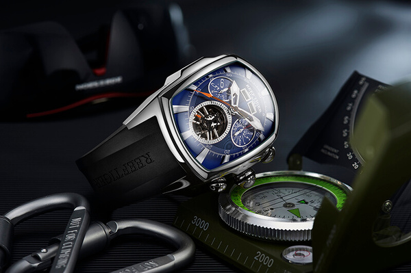 Đồng hồ nam Reef Tiger Aurora Series Tank RGA3069-4