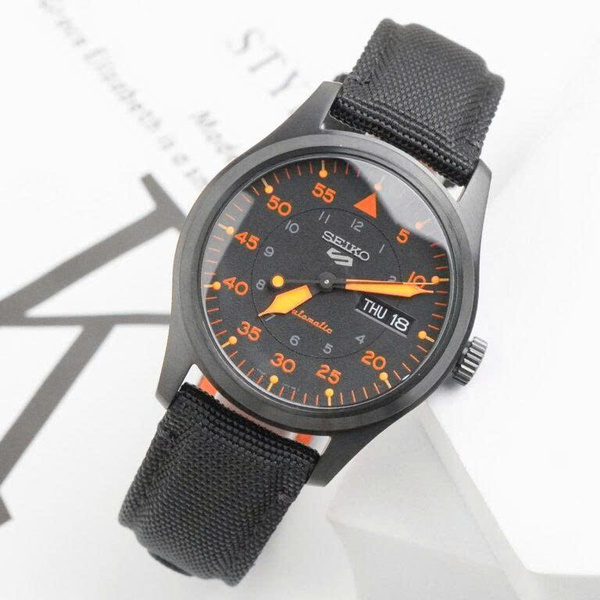 Đồng Hồ Nam Chính Hãng SEIKO 5 Sports SRPH33K1