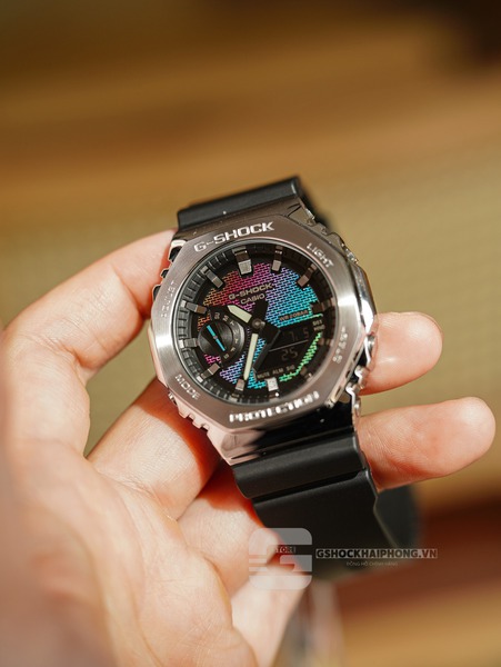 CASIO G-SHOCK GM-2100RW-1A