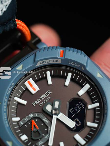 CASIO PRO TREK PRJ-B001B-2D