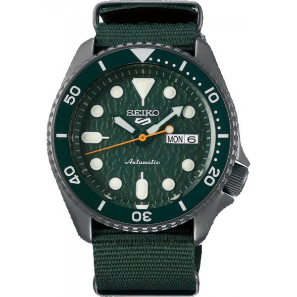 Đồng Hồ Nam Chính Hãng SEIKO 5 Sports SRPD77K1
