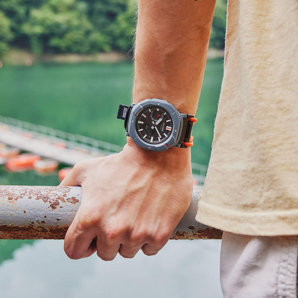 CASIO PRO TREK PRJ-B001B-2D