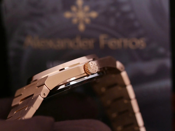 Alexander Ferros 5052R/08