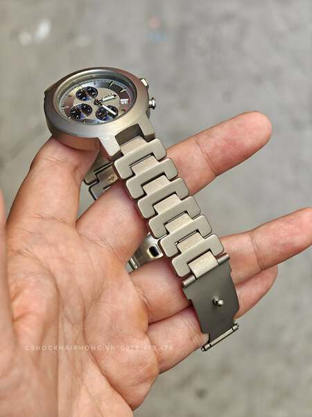 GS-000128 ( Timex Chronograph Titannium )