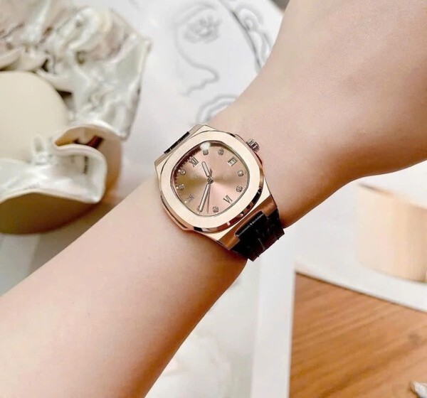 Carnival 8160L-VH-DD-N