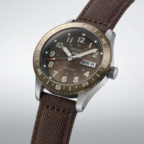 Seiko 5 Sports Field watch HDB009