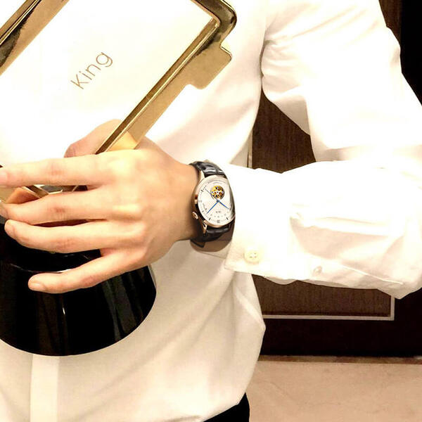 Đồng Hồ Nam I&W Carnival IW525G-4