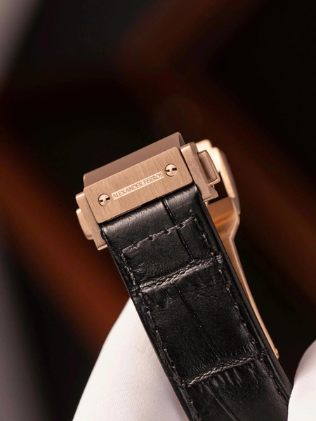 Alexander Ferros 9292R-01