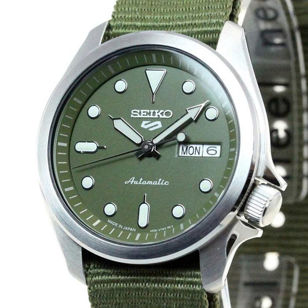 Đồng Hồ Nam Chính Hãng SEIKO 5 Sports SBSA055J