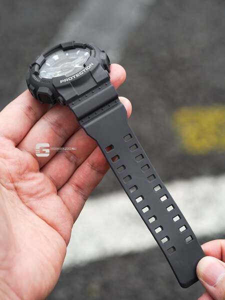 GS-000286 ( CASIO G-SHOCK GA-110AS-2A )