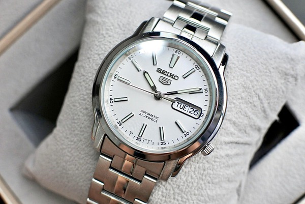 Đồng Hồ Nam Chính Hãng SEIKO 5 SNKL75K1