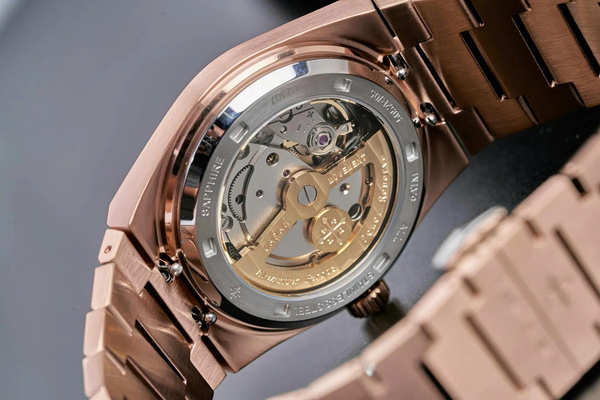 Alexander Ferros 5052R/05