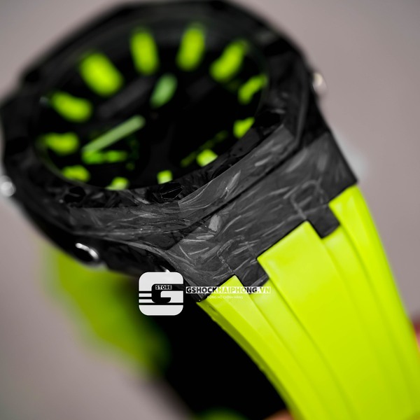 G-SHOCK GA-2100AP - HYPER GREEN KERMIT X CARBON FIBER CASE 