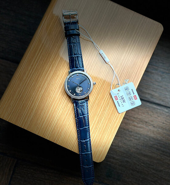 Đồng Hồ Nam I&W Carnival IW636G-1 (Máy siêu mỏng)