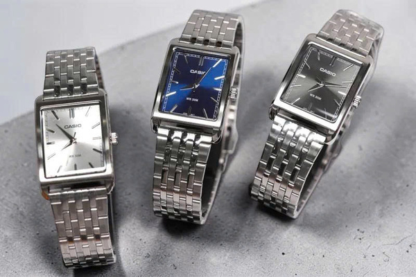 CASIO MTP-B215D-1AV QUÀ TẶNG TRỊ GIÁ 600K 