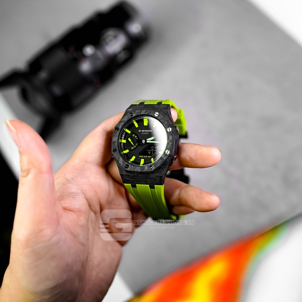 G-SHOCK GA-2100AP - HYPER GREEN KERMIT X CARBON FIBER CASE 
