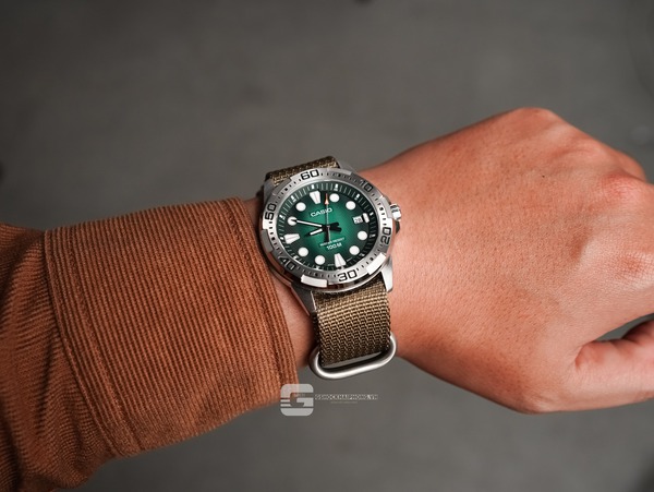 Casio MTD-140-3A ( Lên dây vải NaTo )