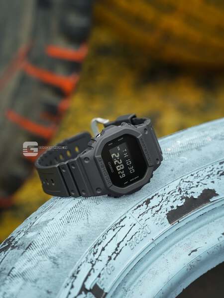 CASIO G-SHOCK DW-5600UBB-1