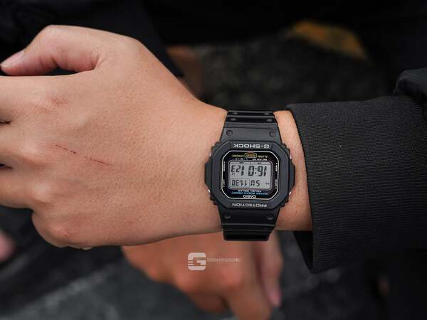 GS-000270 ( G-SHOCK G-5600UE-1 )