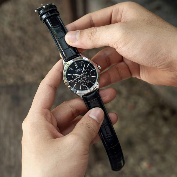 CASIO MTP-V300L-1A - QUÀ TẶNG TRỊ GIÁ 300K