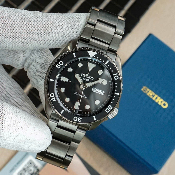 Đồng Hồ Nam Chính Hãng SEIKO 5 Sports SRPD65K1