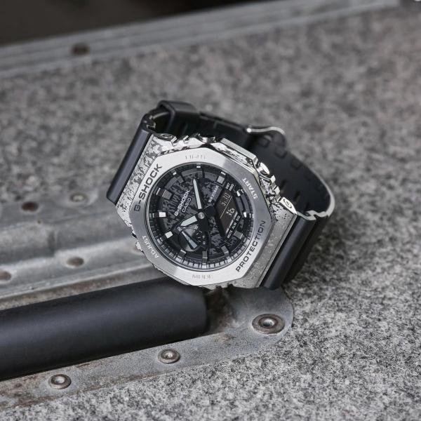 CASIO G-SHOCK GM-2100GC-1A