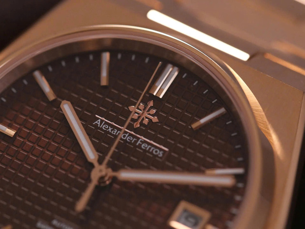 Alexander Ferros 5052R/08