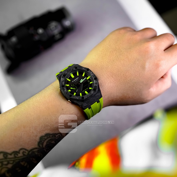 G-SHOCK GA-2100AP - HYPER GREEN KERMIT X CARBON FIBER CASE 