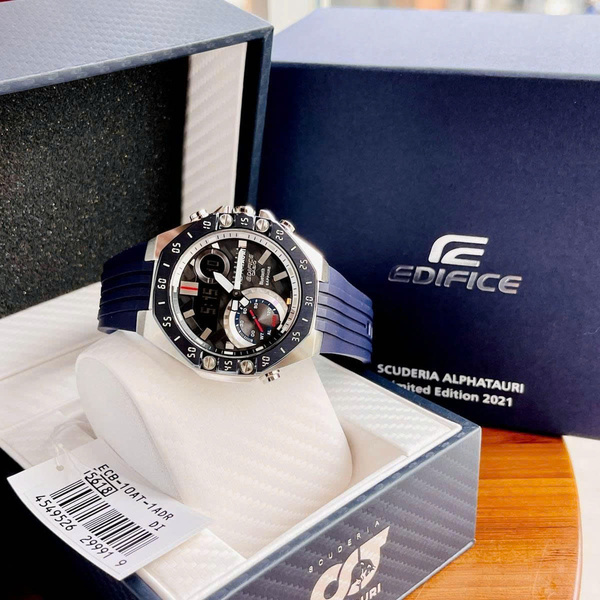 CASIO  EDIFICE ECB-10AT-1ADR