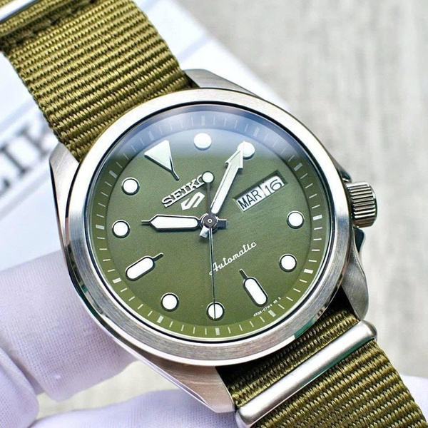 Đồng Hồ Nam Chính Hãng SEIKO 5 Sports SRPE65K1