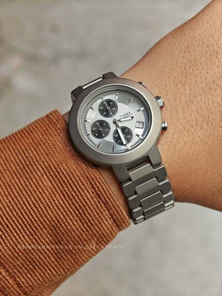 GS-000128 ( Timex Chronograph Titannium )