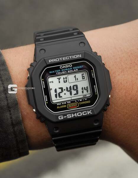 CASIO G-SHOCK G-5600UE-1
