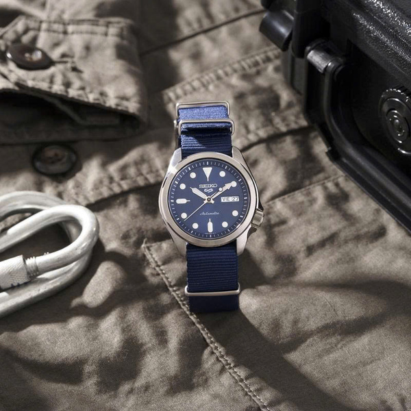 Đồng Hồ Nam Chính Hãng SEIKO 5 SRPE63K1