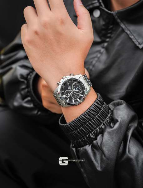 CASIO EDIFICE EFR-571D-1AV