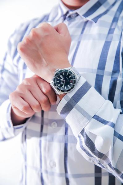 Đồng Hồ Nam Chính Hãng ORIENT Sports RA-AA0004E19B