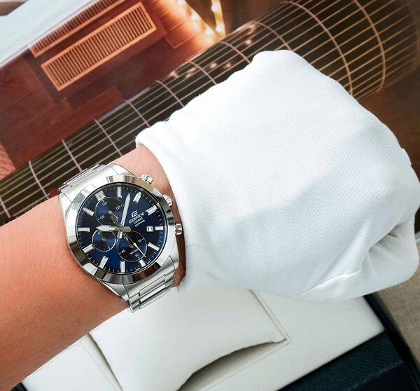 CASIO EDIFICE EFB-710D-2A