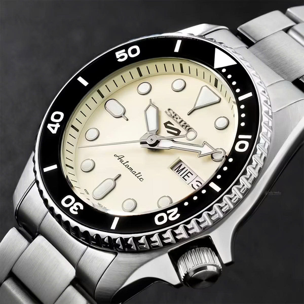 Đồng Hồ Nam Chính Hãng SEIKO 5 Sports SRPK31K1 