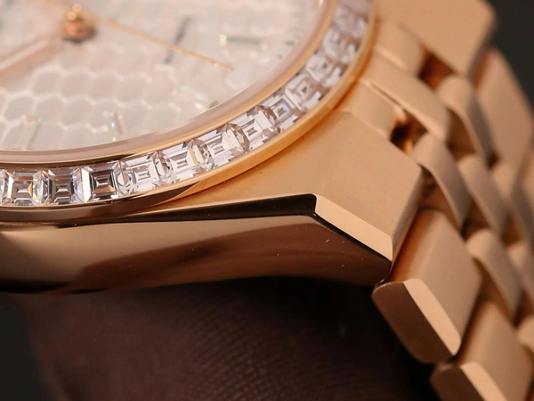 Alexander Ferros 8181R/02