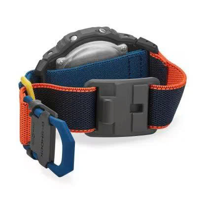 CASIO G-SHOCK DW-5600MNC-8A2