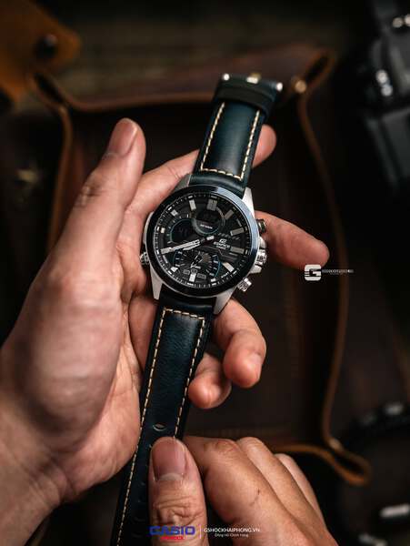 CASIO EDIFICE ECB-30DB - 1A ( Lên Dây Da Bò Sáp Dầu )