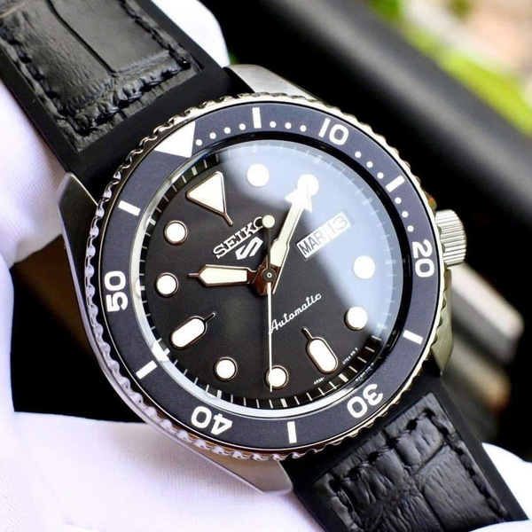 Đồng Hồ Nam Chính Hãng SEIKO 5 Sports SRPD65K3