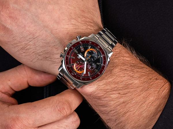 EDIFICE EFV-600D-4AV