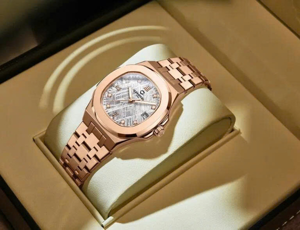 Đồng hồ  CARNIVAL 8160L-VH-TT