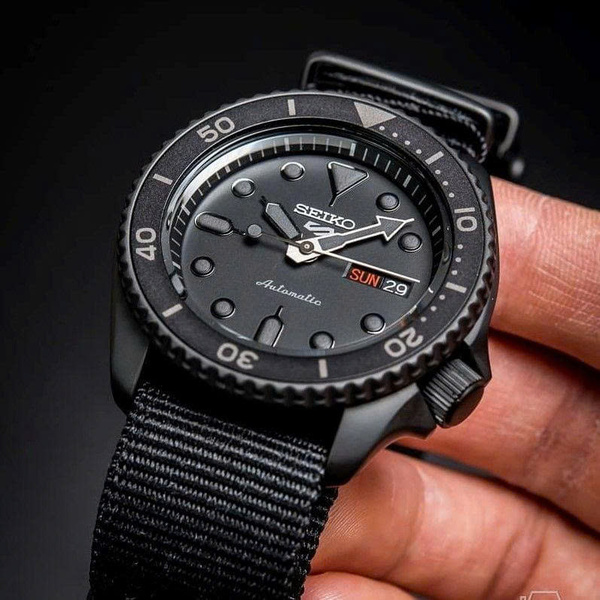 Đồng Hồ Nam Chính Hãng SEIKO 5 Sports SRPD79K1