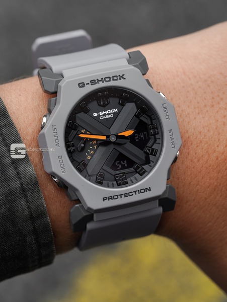 CASIO G-SHOCK GA-2300-8A